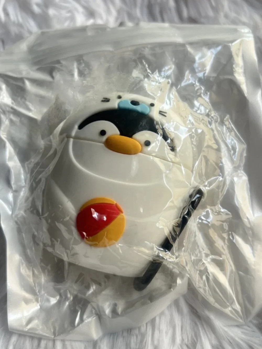 Penguin in Seal Costume Apple Airpod Gen. 1/2 Case